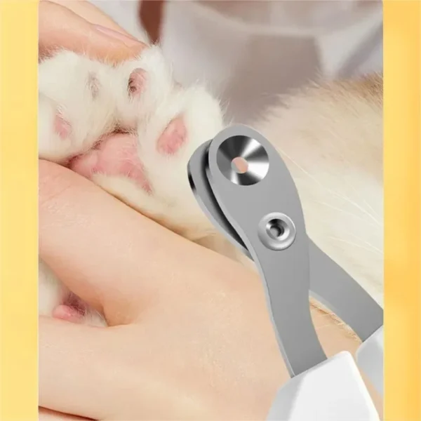 Cat Clippers – Anti-Bleeding, Safe Nail Clippers for Pets
