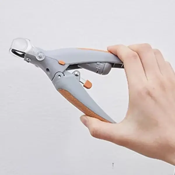 Cat Clippers Multifunction Nail Trimmer with LED Light - Image 3
